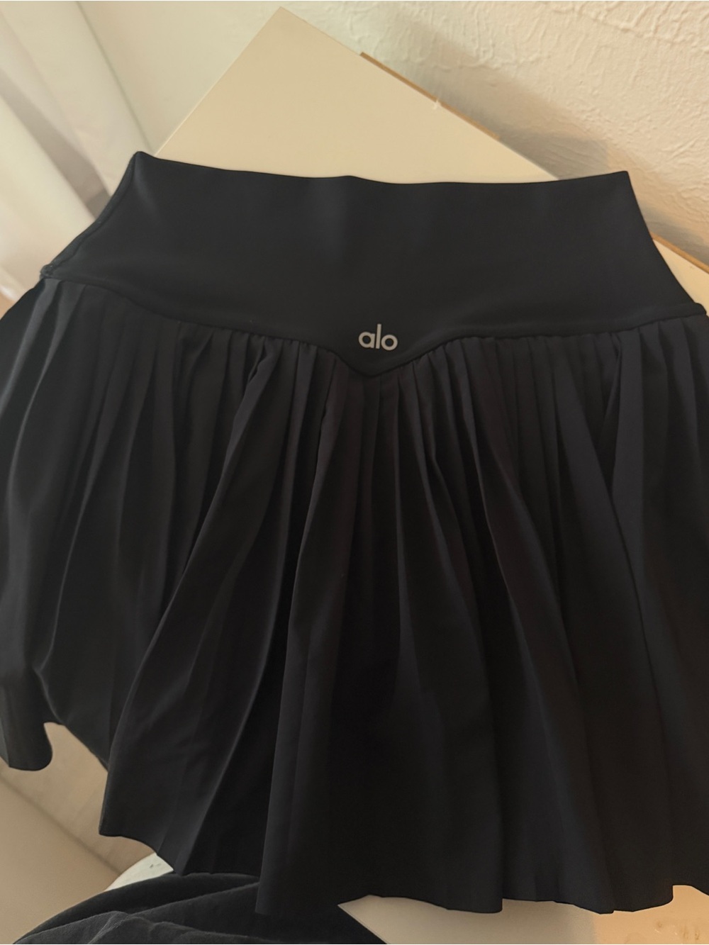 ALO Yoga Grand Slam Tennis Skirt - Picture 3 of 3